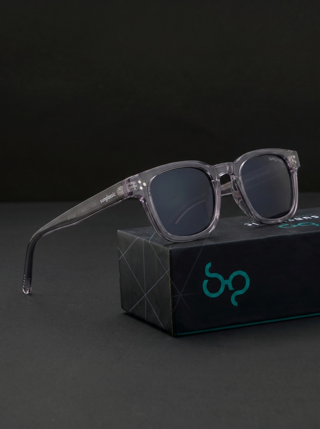SUNGLASSIC Wayfarer Sunglasses