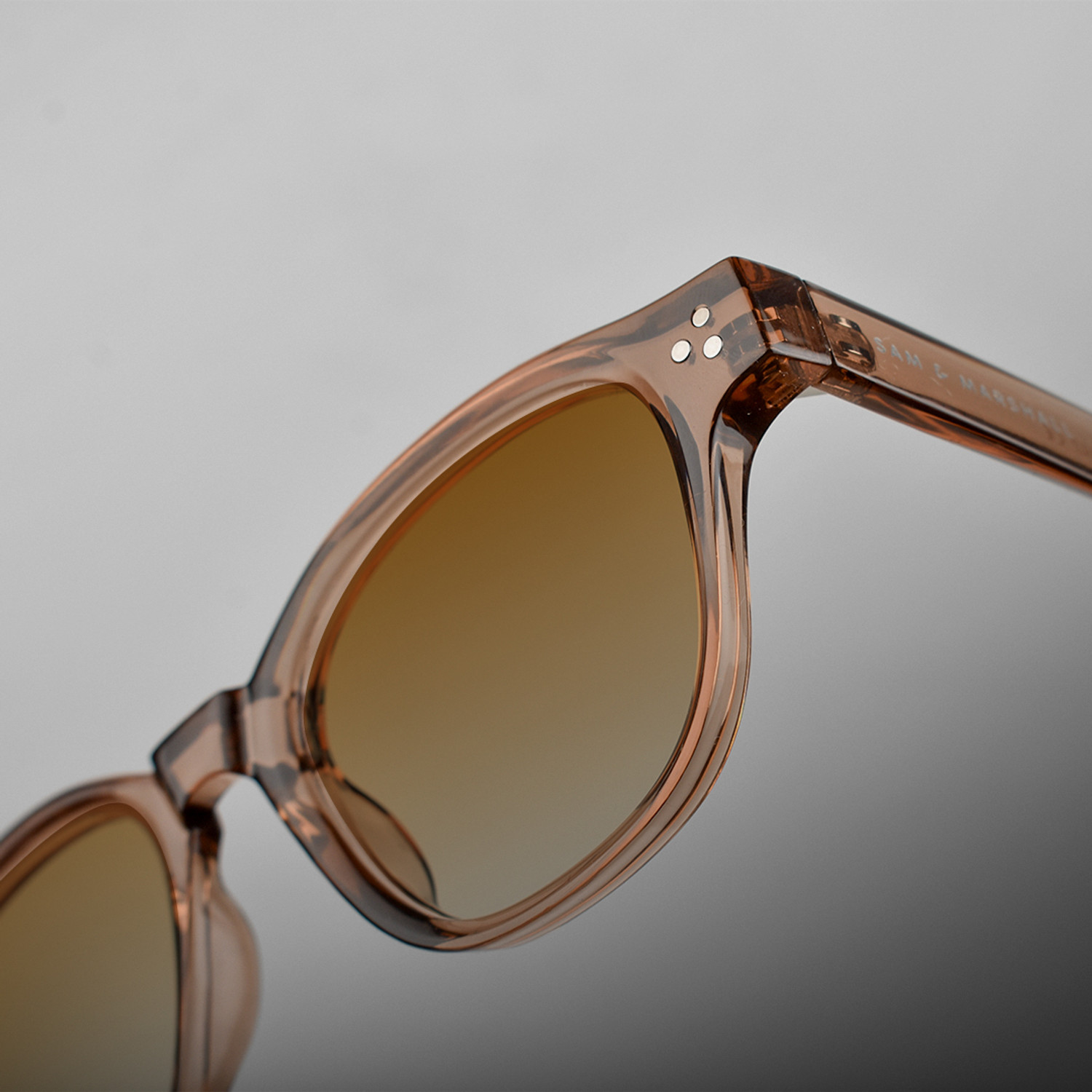 Image of SAM AND MARSHALL Round Sunglasses