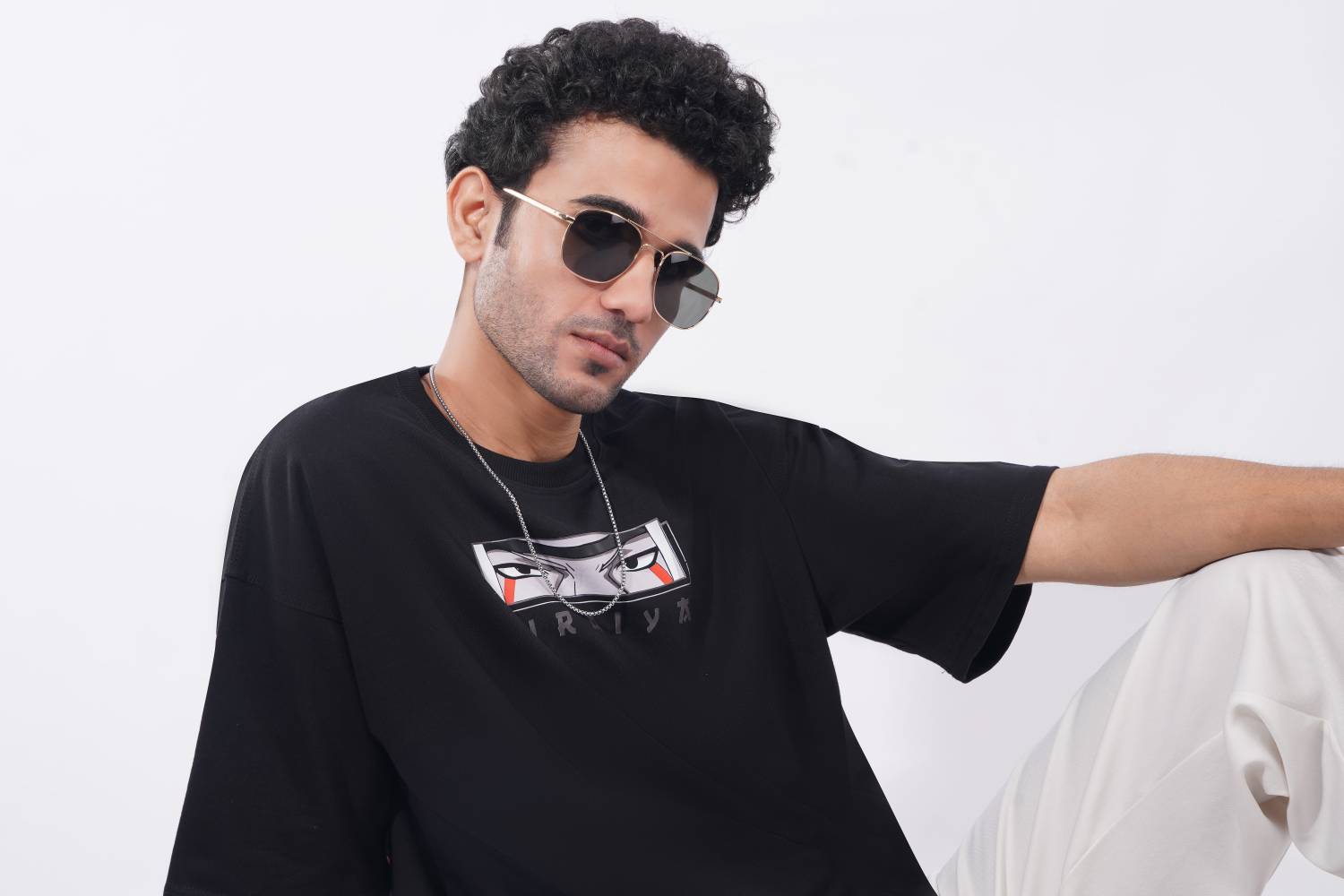 Accentz Aviator Rectangular Sunglasses - Image 3