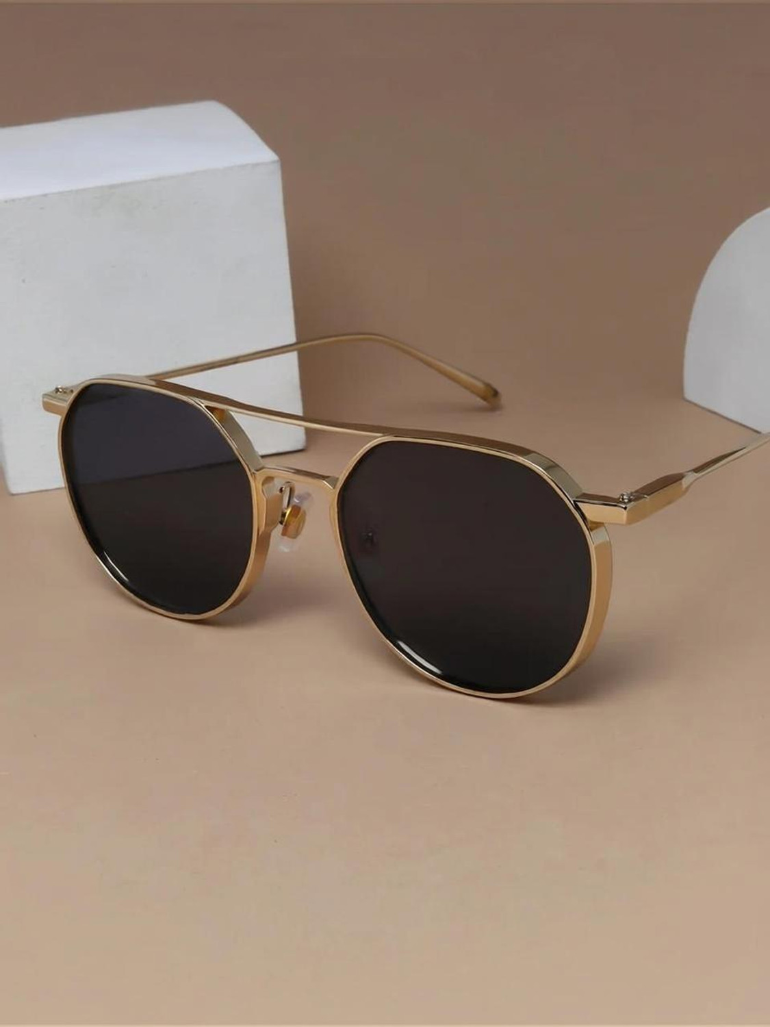 Image of Legend Eyewear Round Sunglasses