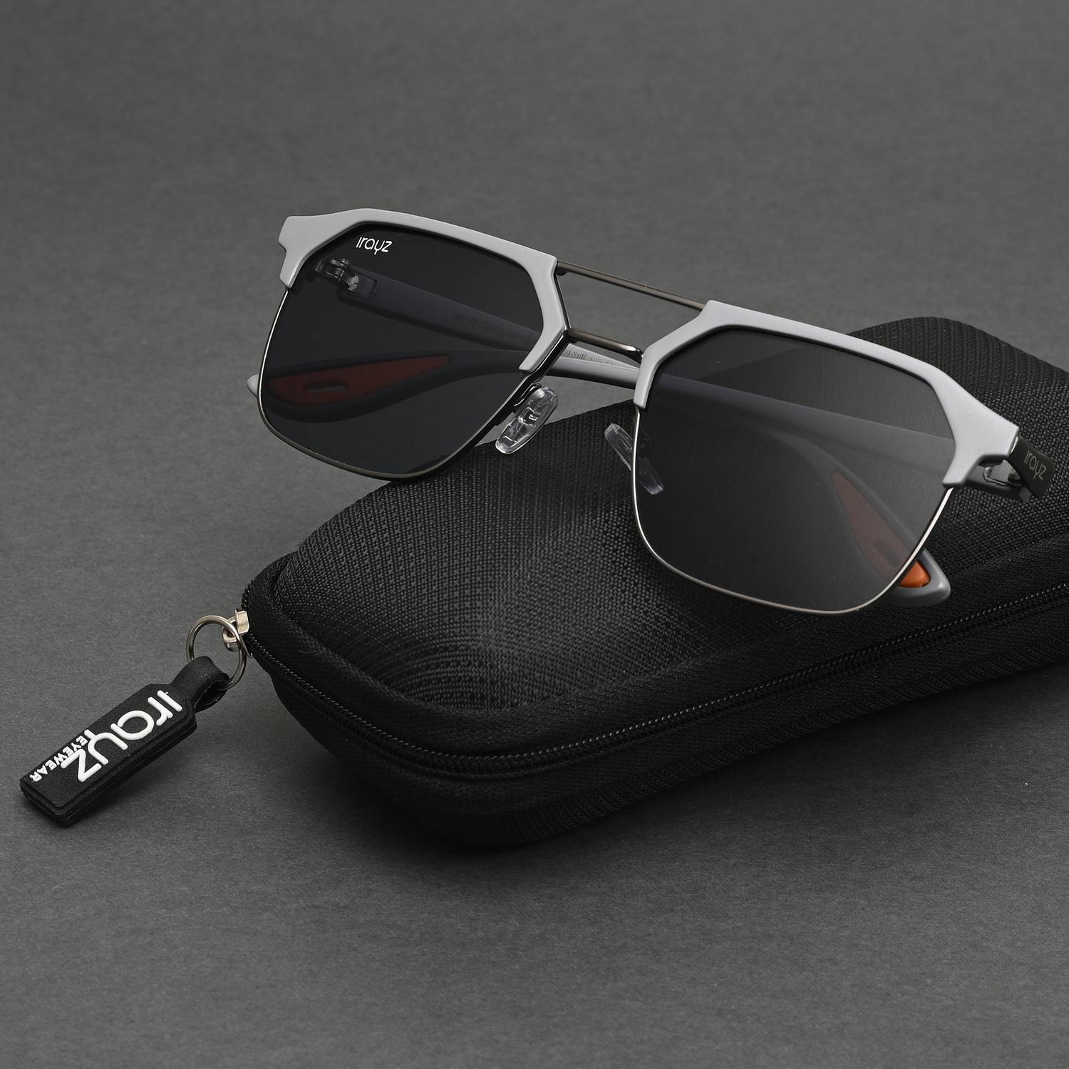 Irayz Retro Square Sunglasses - Image 4