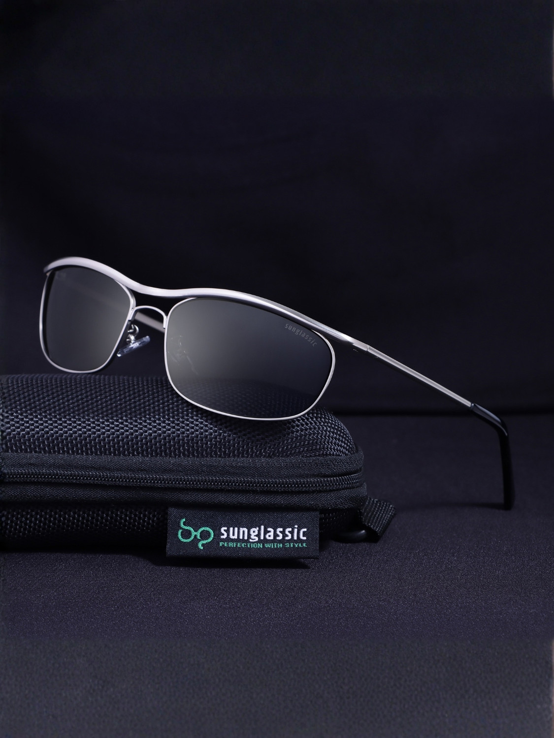SUNGLASSIC Rectangular Sunglasses