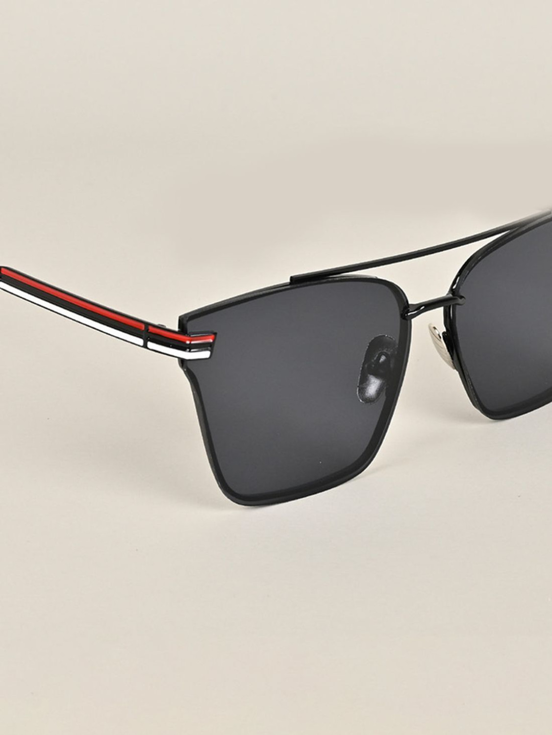 Image of VOYAGE Wayfarer Sunglasses