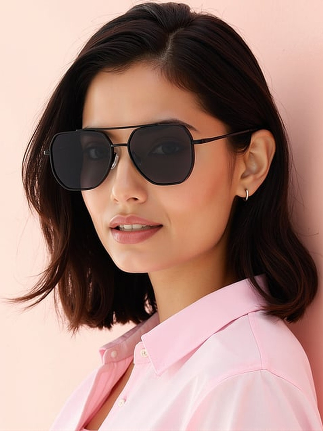 Image of VINCENT CHASE Aviator Sunglasses