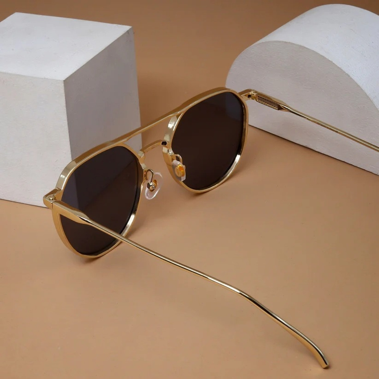 Image of Legend Eyewear Round Sunglasses