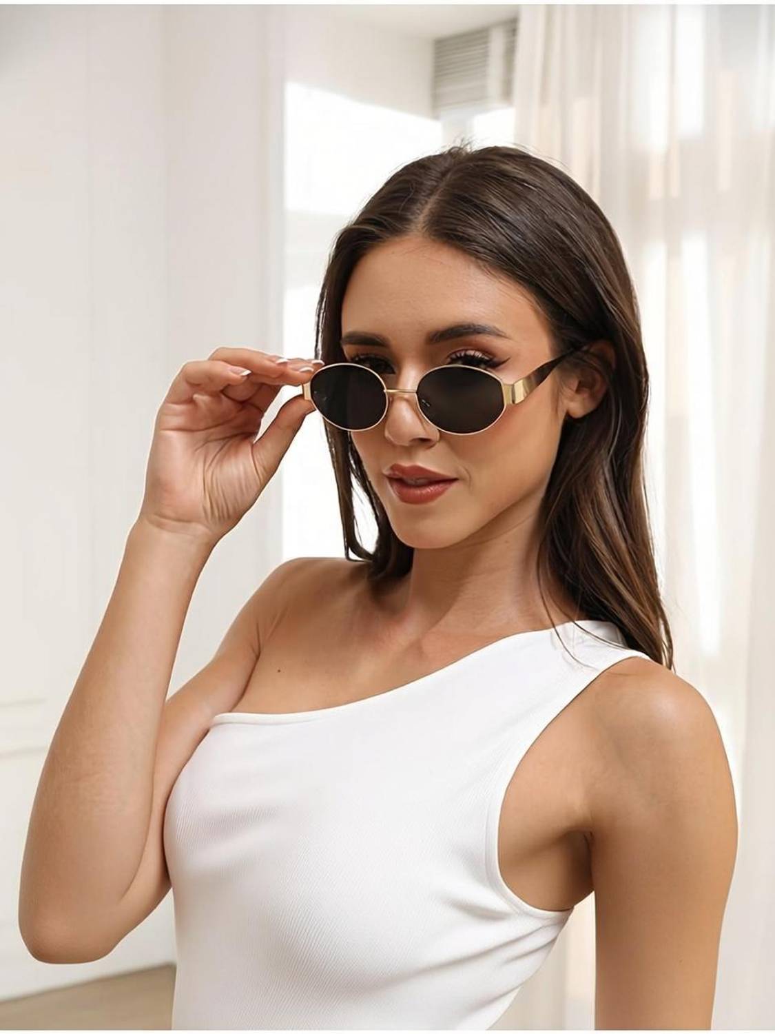 AKAYI Oval Sunglasses