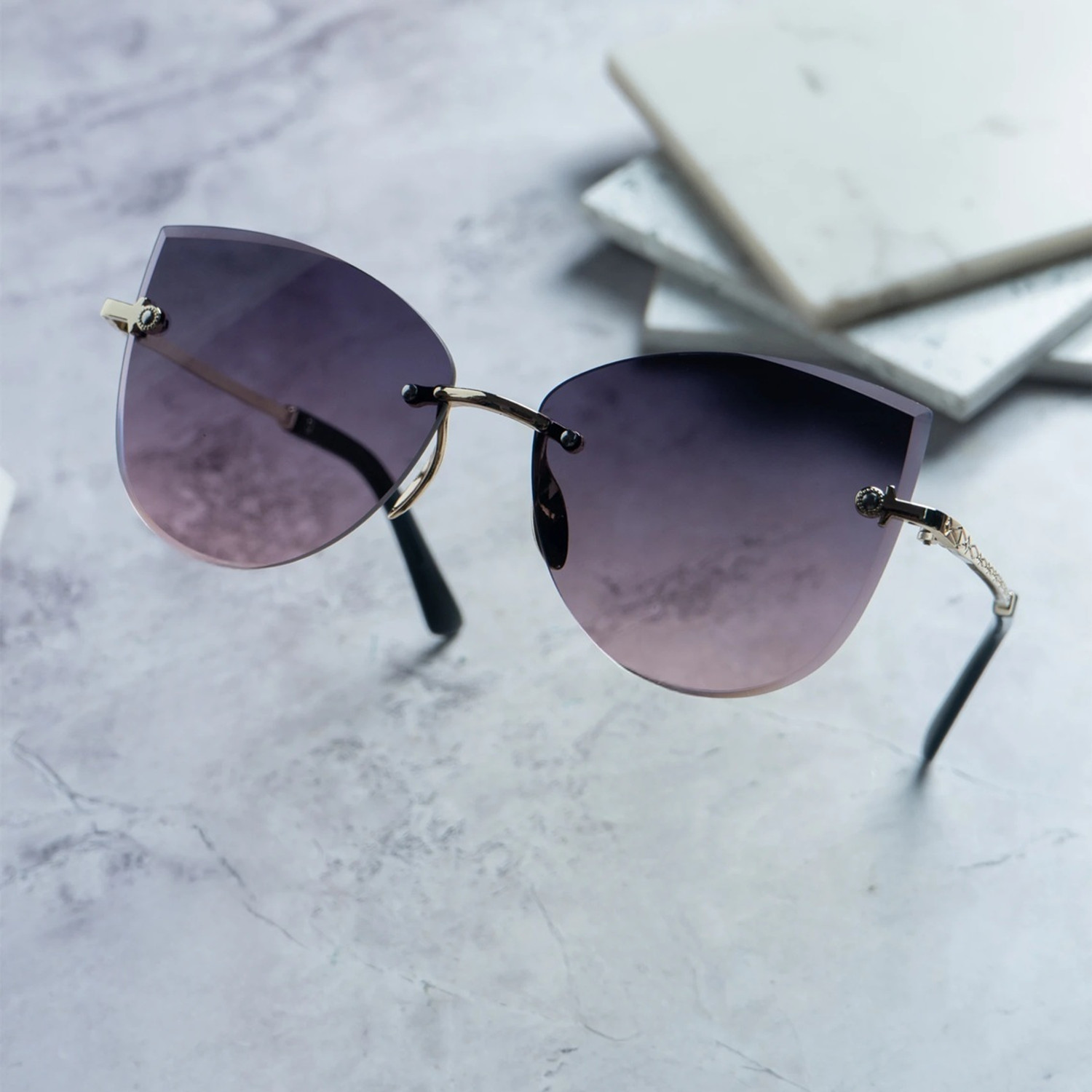 Image of The Magnifique Rectangular Sunglasses