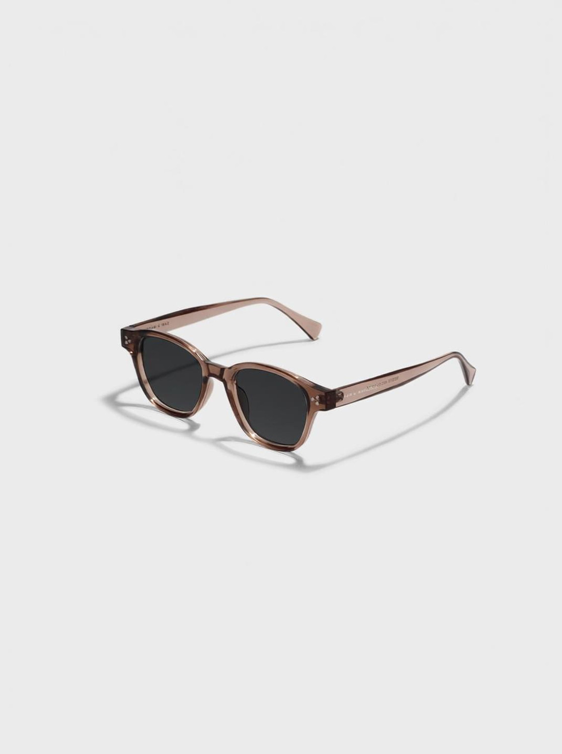 Image of SAM AND MARSHALL Round Sunglasses