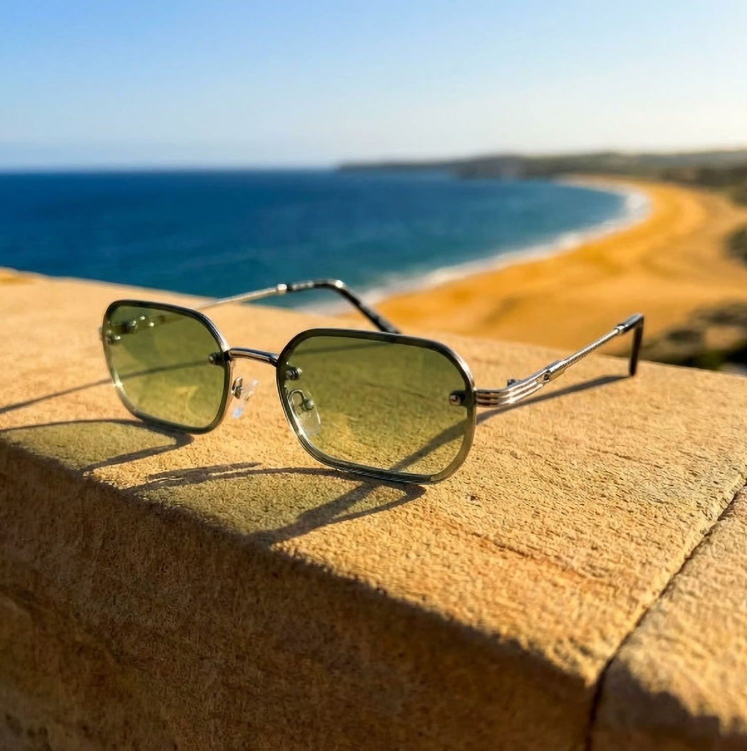 Image of LYVI Rectangular Sunglasses