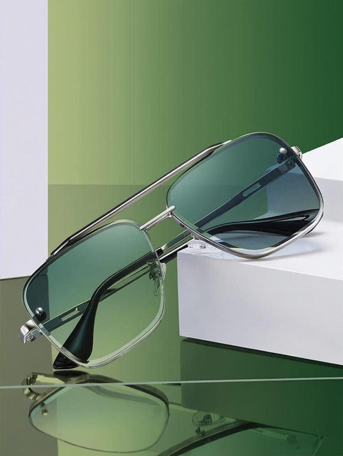 ALFATOORE Retro Square Sunglasses
