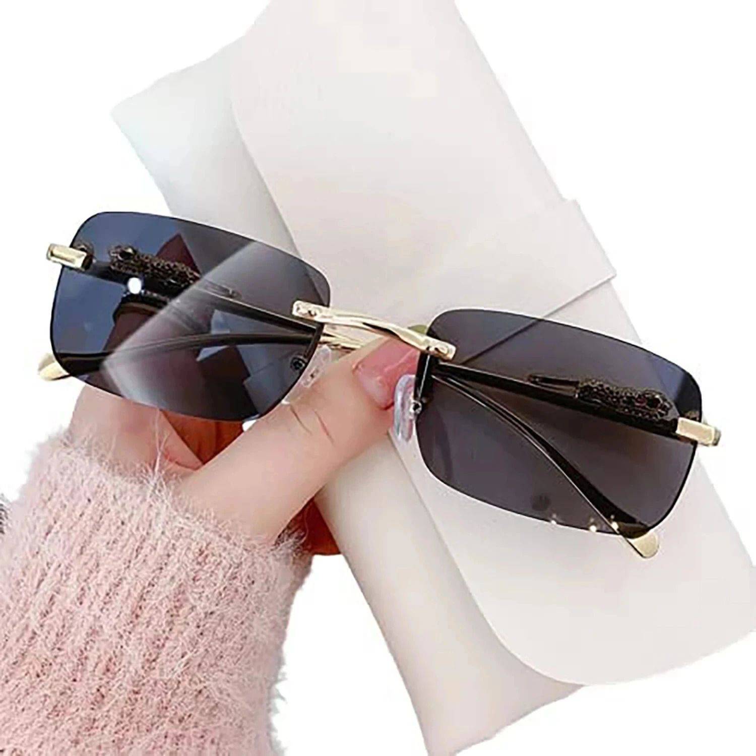 ROADWAY Rectangular Sunglasses - Image 5