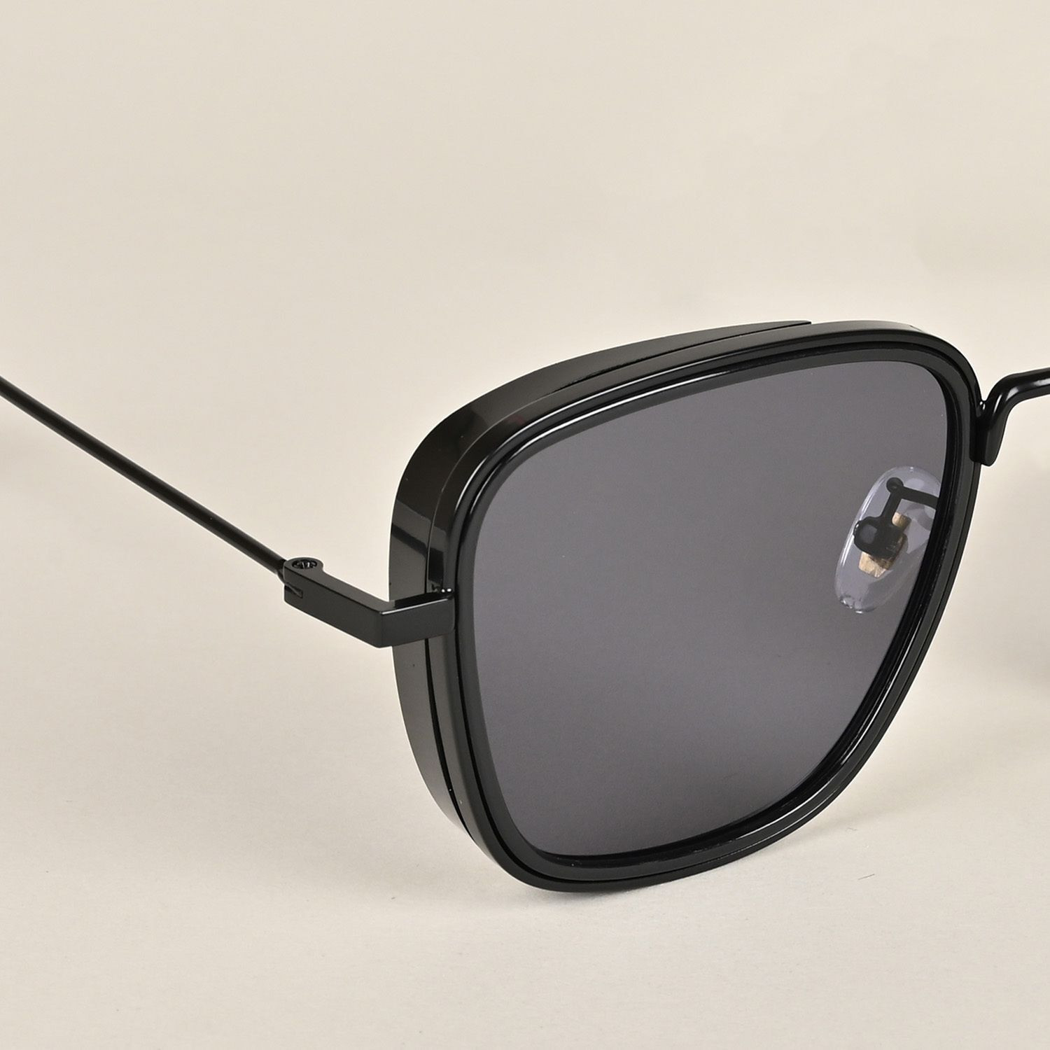 Image of VOYAGE Retro Square Sunglasses