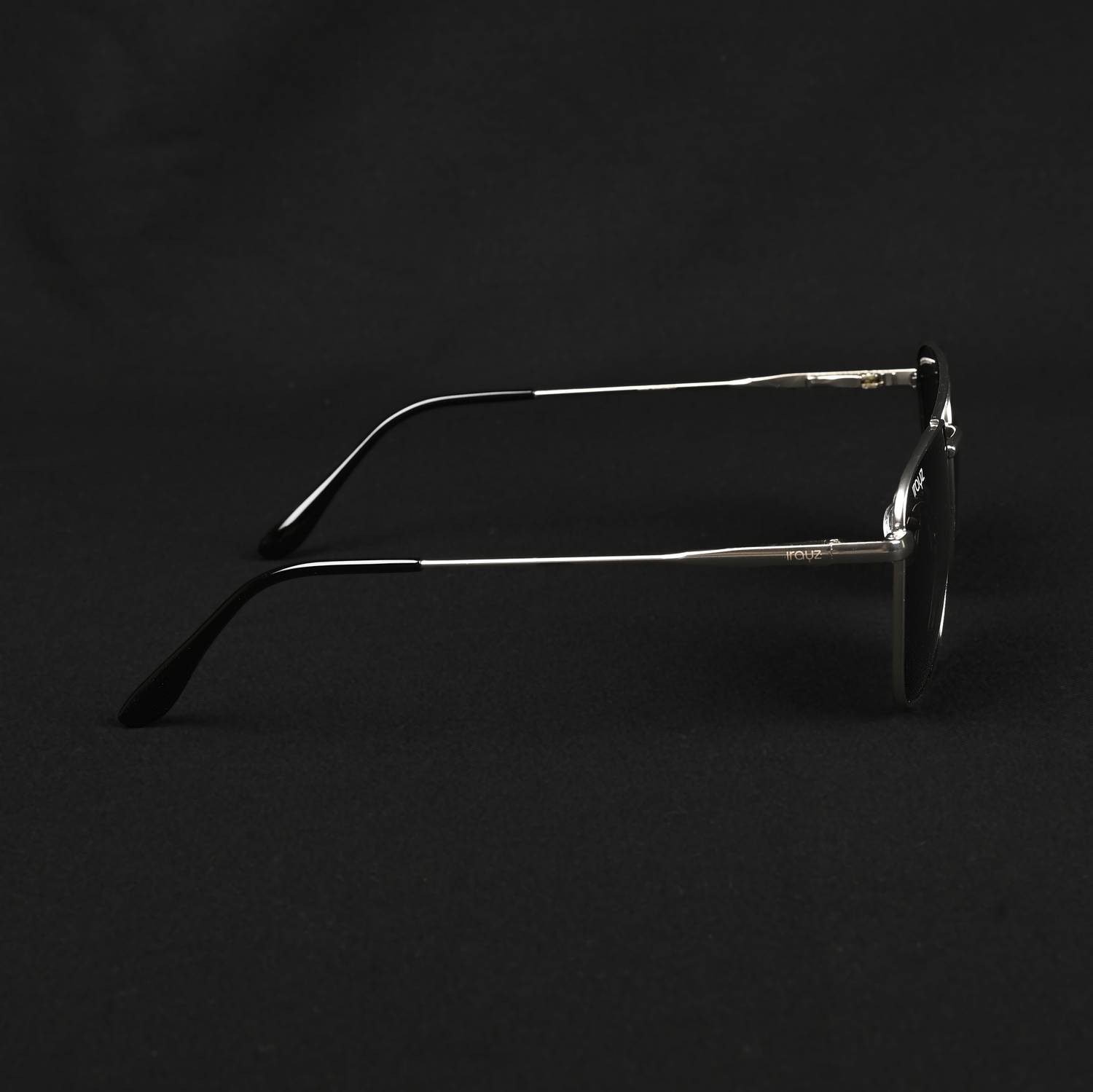 Irayz Rectangular Sunglasses - Image 4