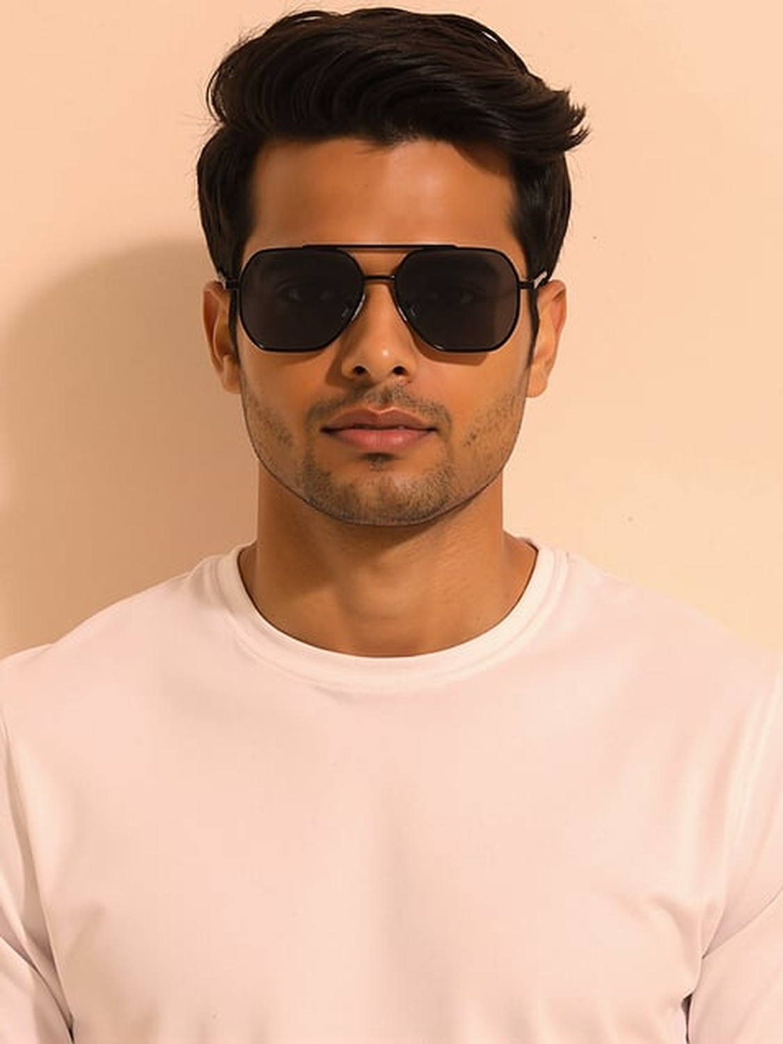 Image of VINCENT CHASE Aviator Sunglasses