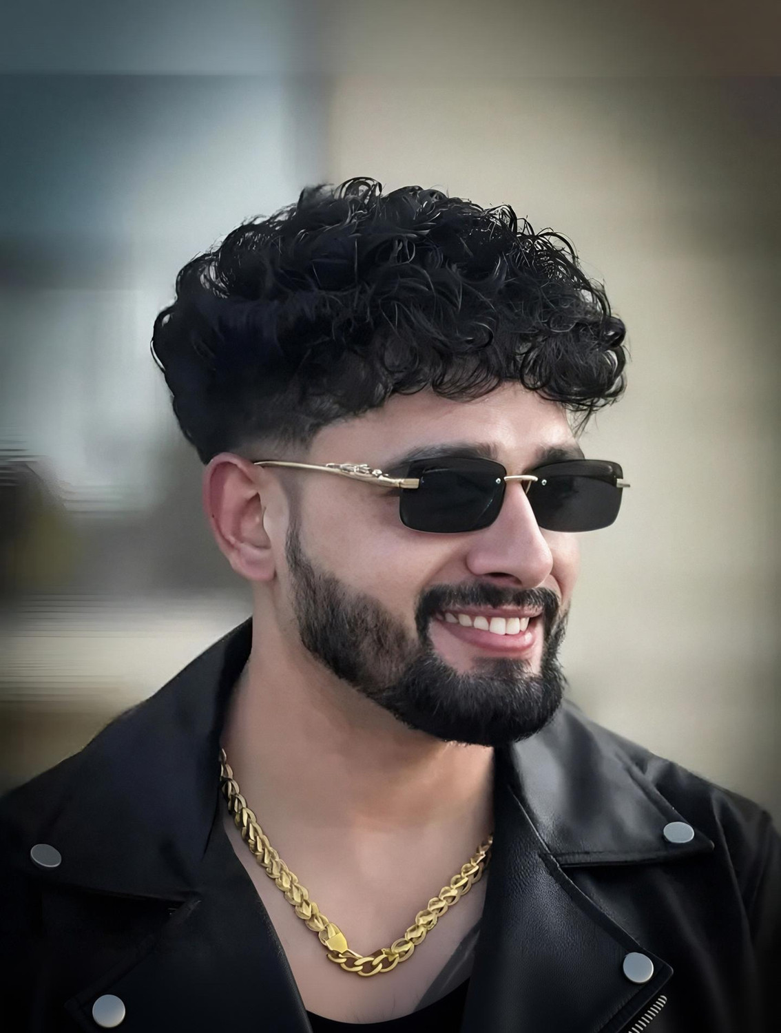 Image of Wearit Rectangular Sunglasses