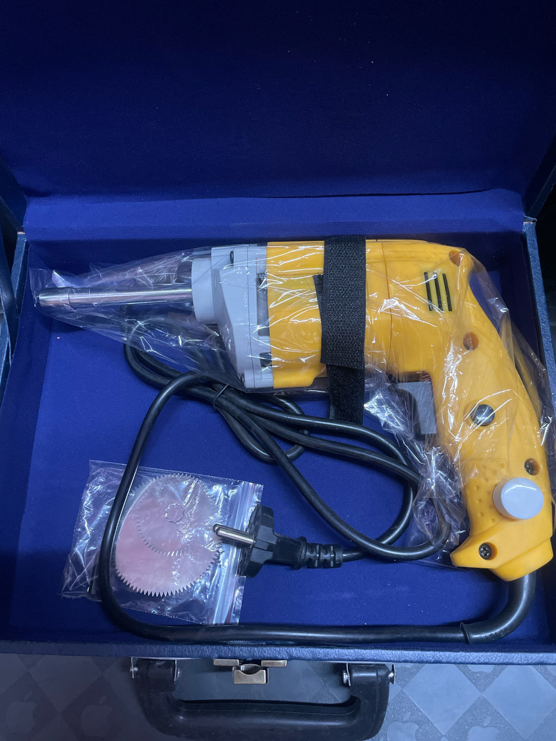 Image of OI MEDICARE orthopaedic plaster cutter with two blade & box packing Surgical Plier