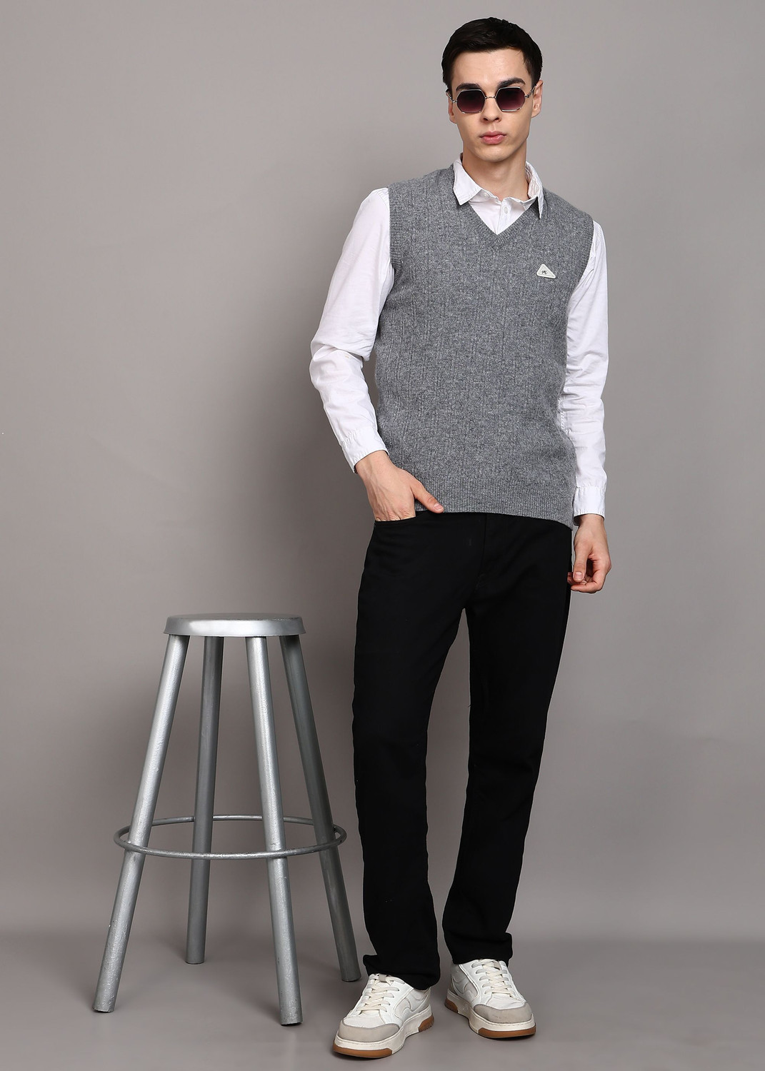 Image of MONTE CARLO Self Design V Neck Casual Men Grey Sweater