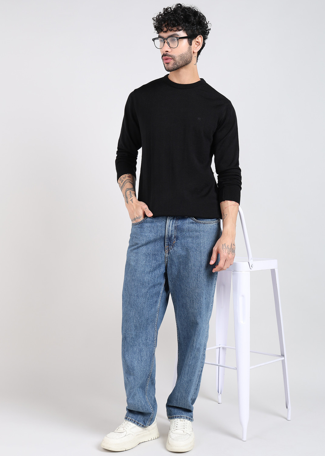 Image of Raymond Solid Crew Neck Casual Men Black Sweater