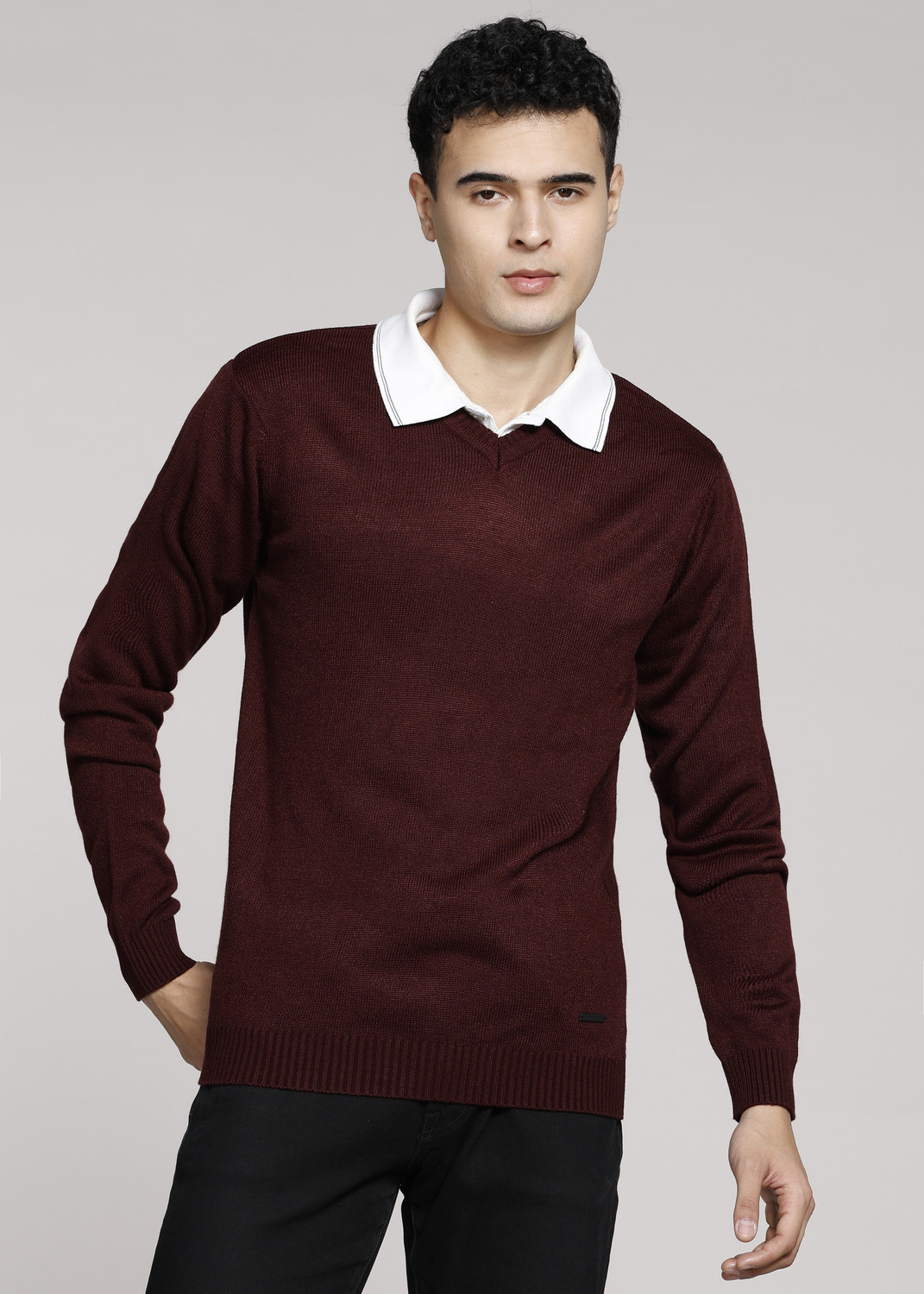 Image of PETER ENGLAND Men Solid V Neck Maroon Sweater