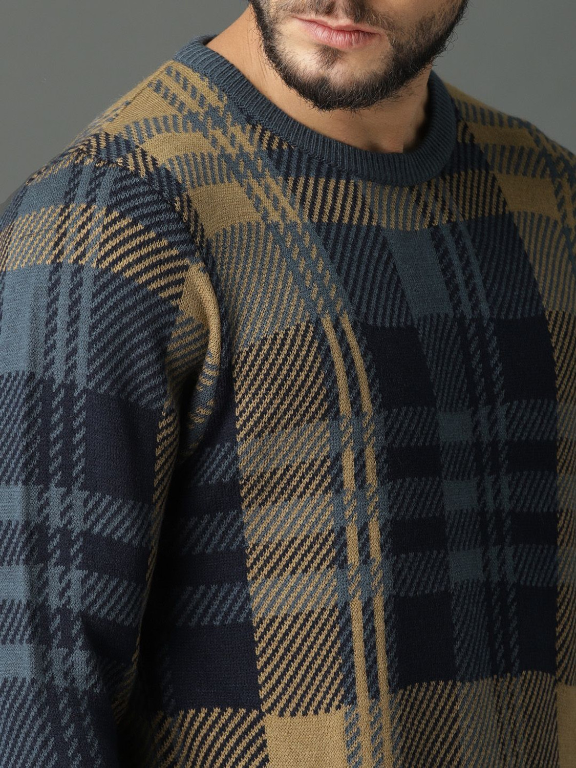 Image of Roadster Checkered Round Neck Casual Men Grey Sweater