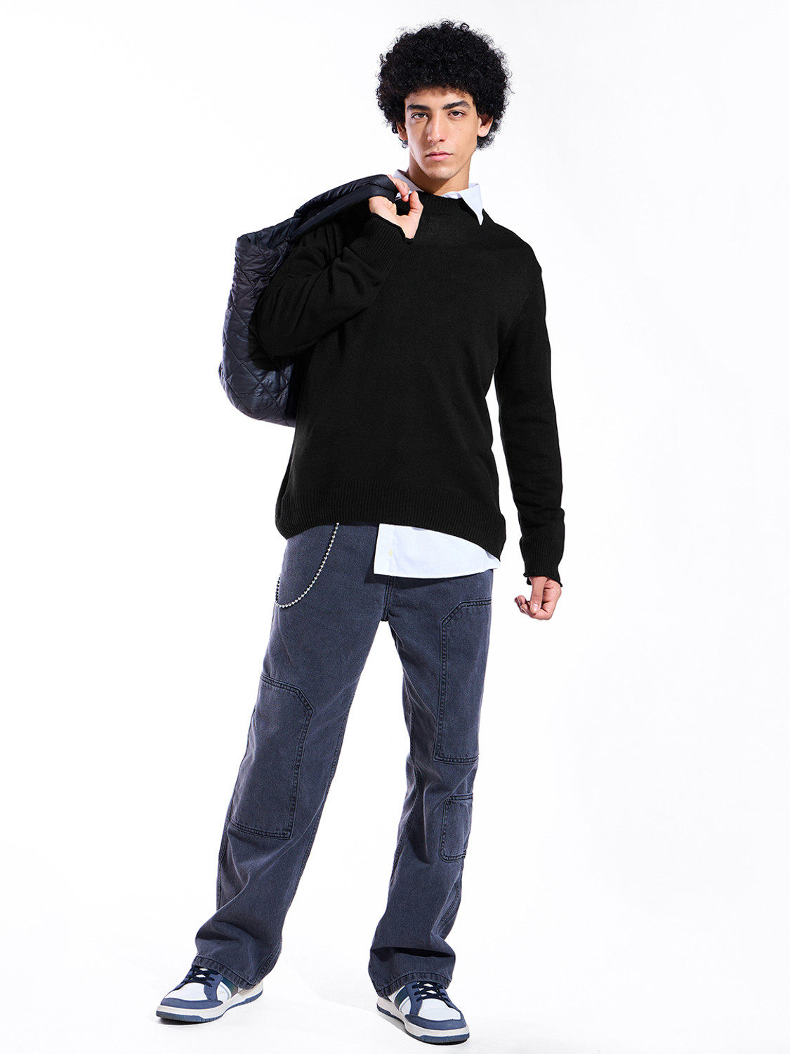 Image of BEWAKOOF Solid Round Neck Casual Men Black Sweater