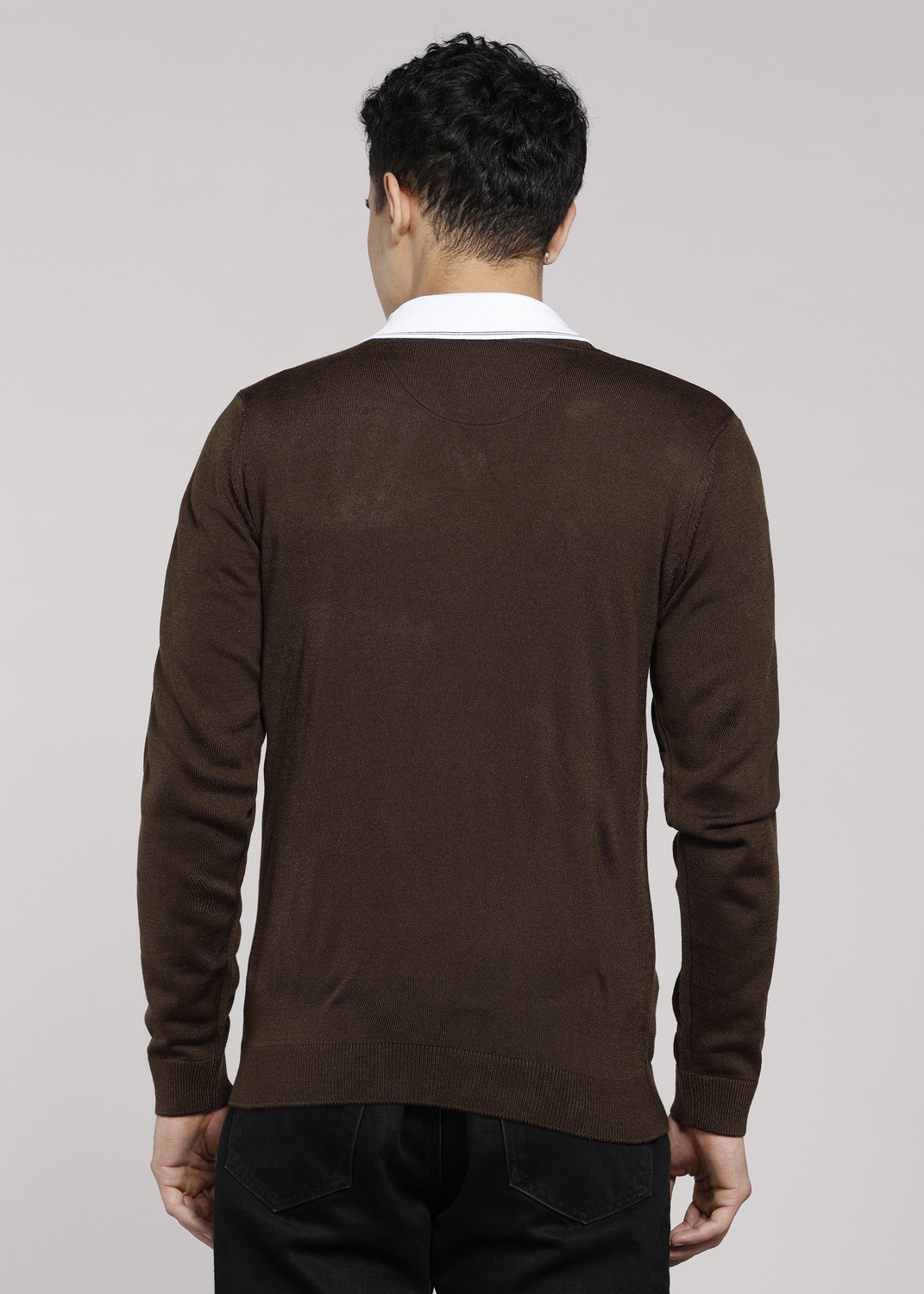 Image of PETER ENGLAND Men Solid Round Neck Dark Green Sweater