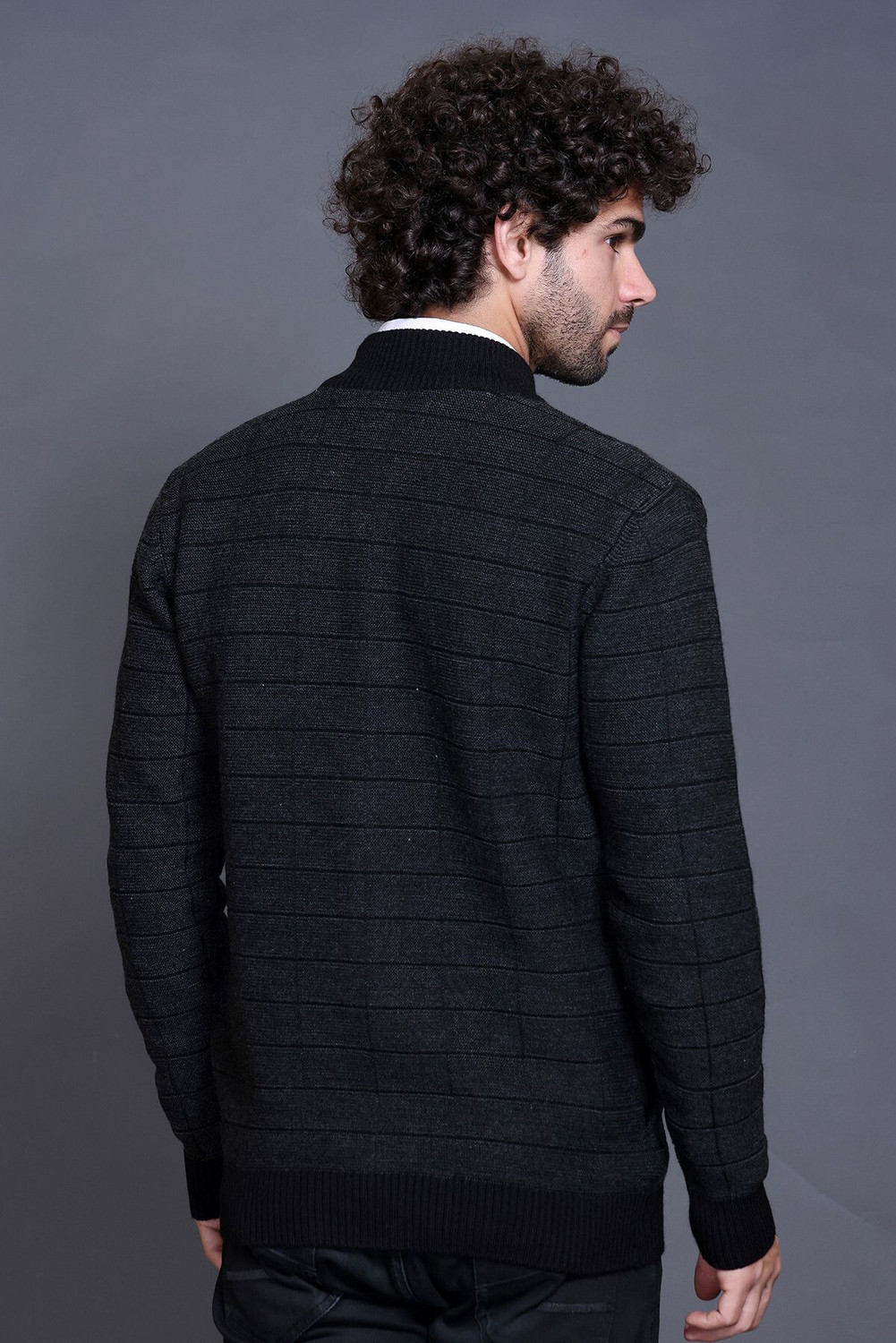 Image of GODFREY Checkered Round Neck Casual Men Black Sweater