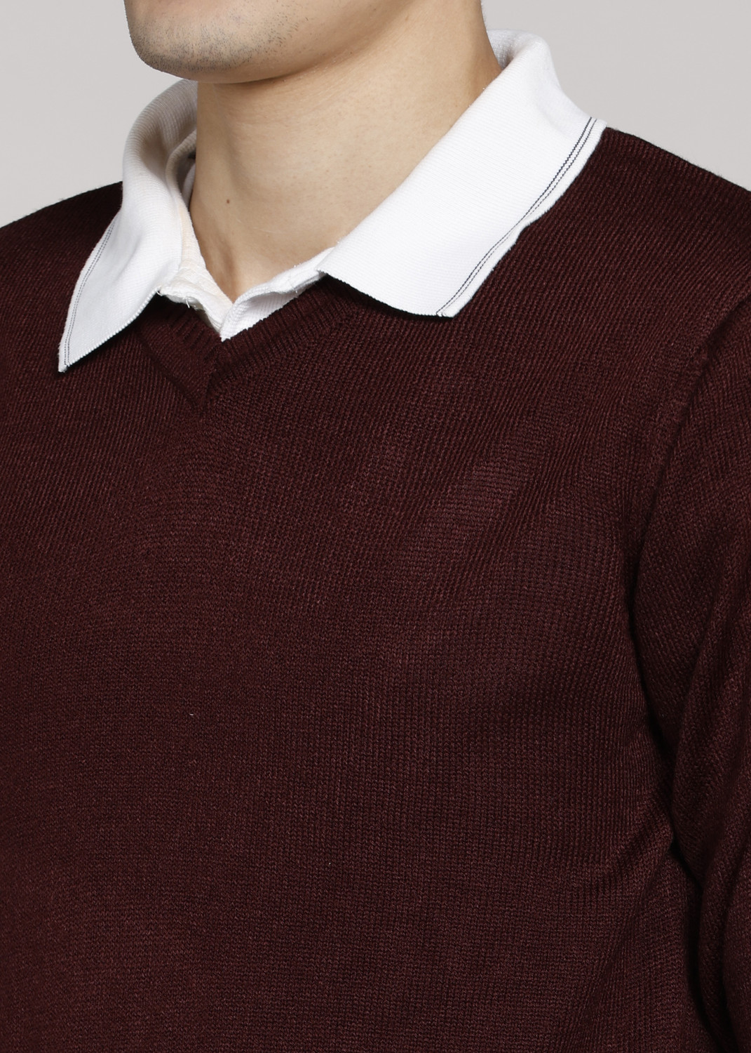 Image of PETER ENGLAND Men Solid V Neck Maroon Sweater