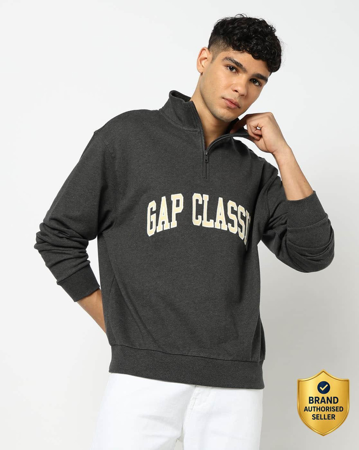 Image of GAP Full Sleeve Graphic Print Men Sweatshirt