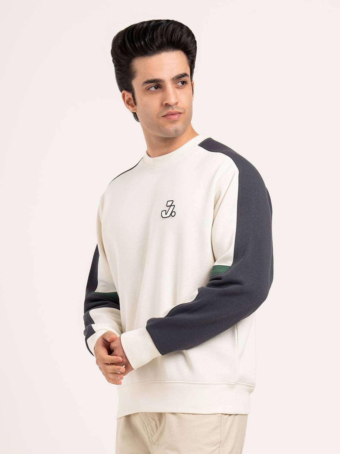 Red Tape Full Sleeve Graphic Print Men Sweatshirt