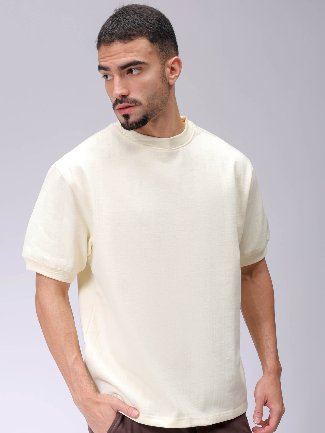 Image of The Indian Garage Co. Short Sleeve Solid Men Sweatshirt