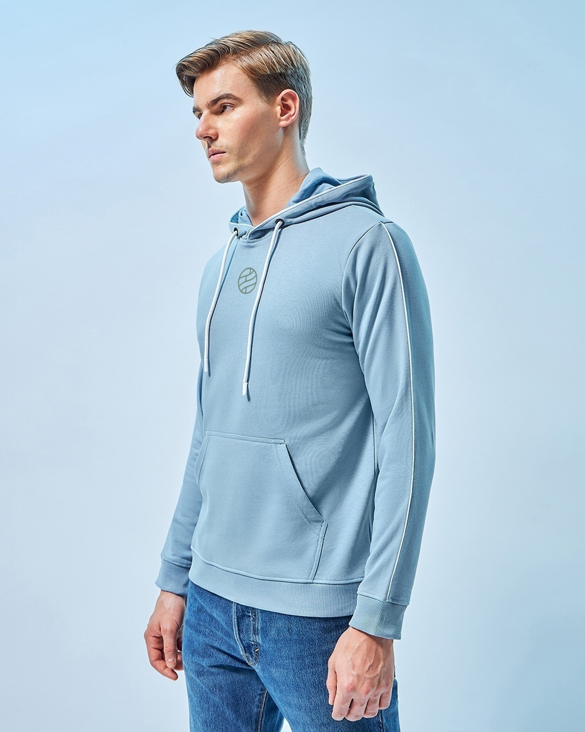 Image of BEWAKOOF Men Full Sleeve Graphic Print Hooded Sweatshirt