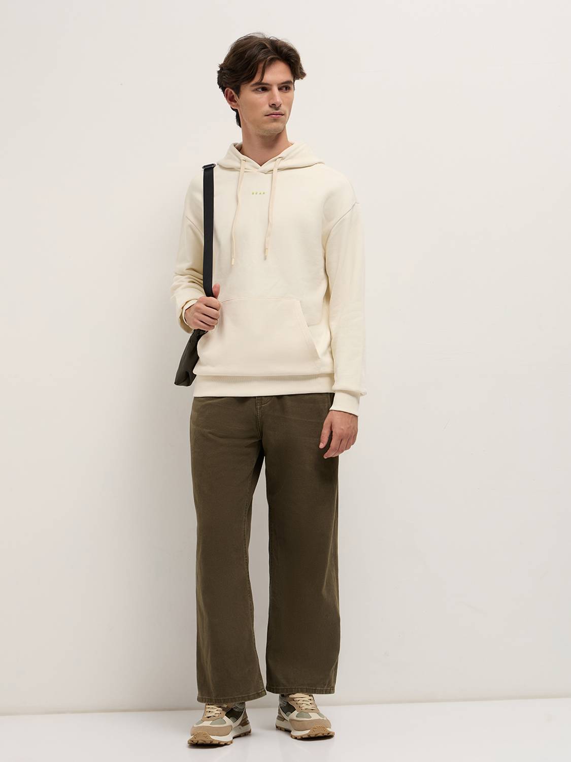 THE BEAR HOUSE Men's Full Sleeve Solid Sweatshirt - Image 4