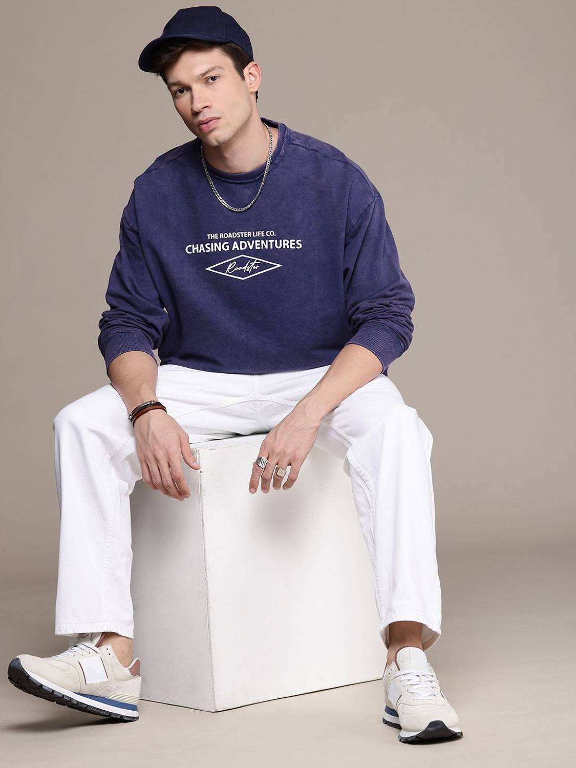 Roadster Men Full Sleeve Printed Sweatshirt - Image 4