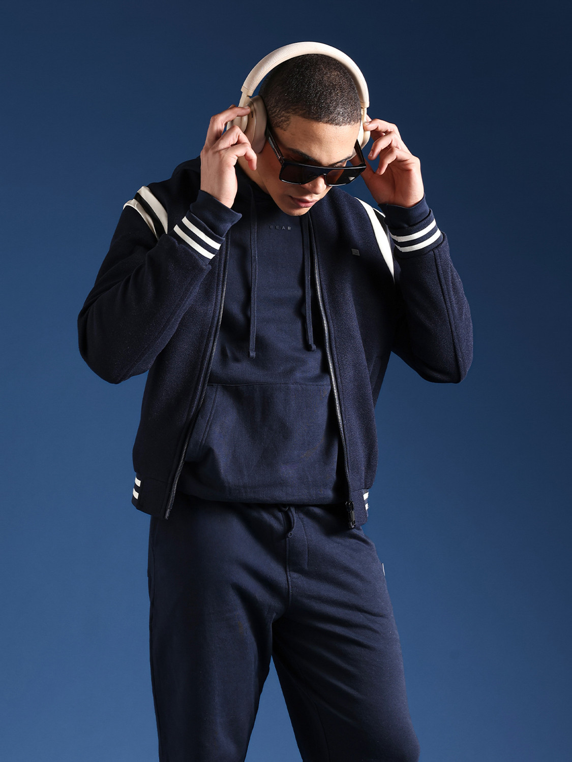 Image of THE BEAR HOUSE Full Sleeve Solid Men Sweatshirt