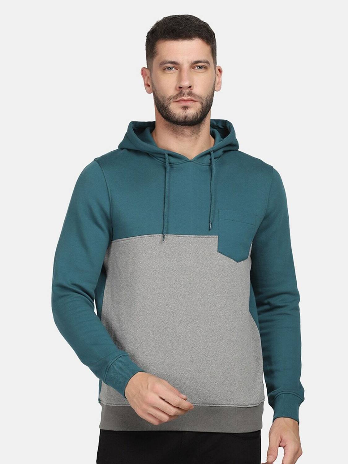 Blackberrys Full Sleeve Color Block Men Sweatshirt