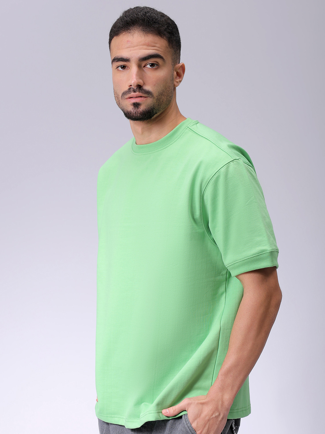 Image of The Indian Garage Co. Short Sleeve Solid Men Sweatshirt
