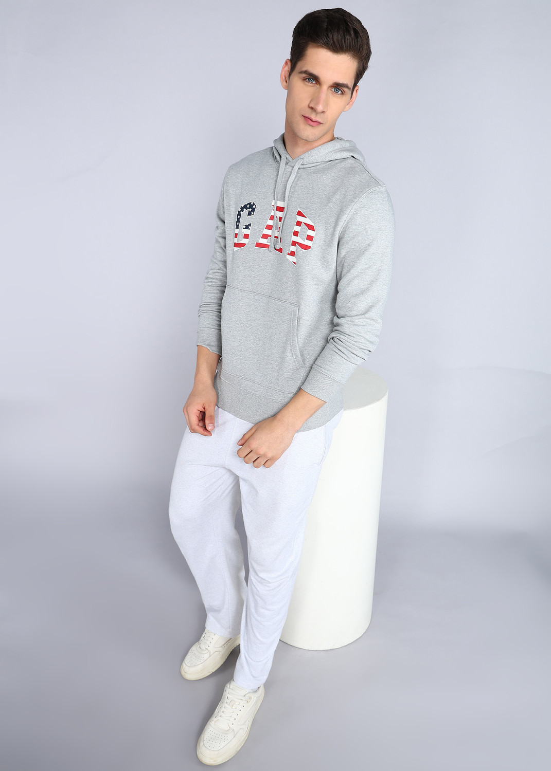 Image of GAP Men Full Sleeve Self Design Hooded Sweatshirt