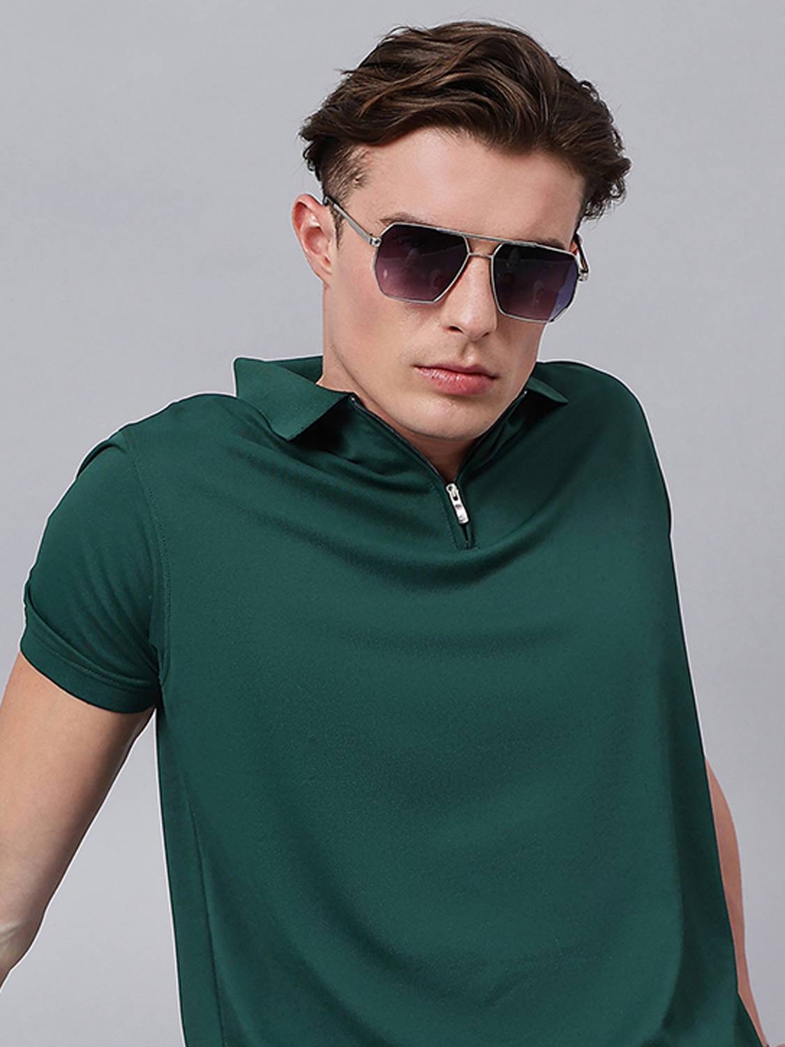 98 Degree North Solid Men Polo Neck Dark Green T-Shirt