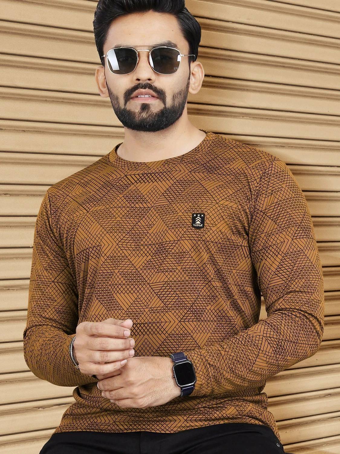 VeBNoR Men Abstract Round Neck Polycotton Brown T-Shirt