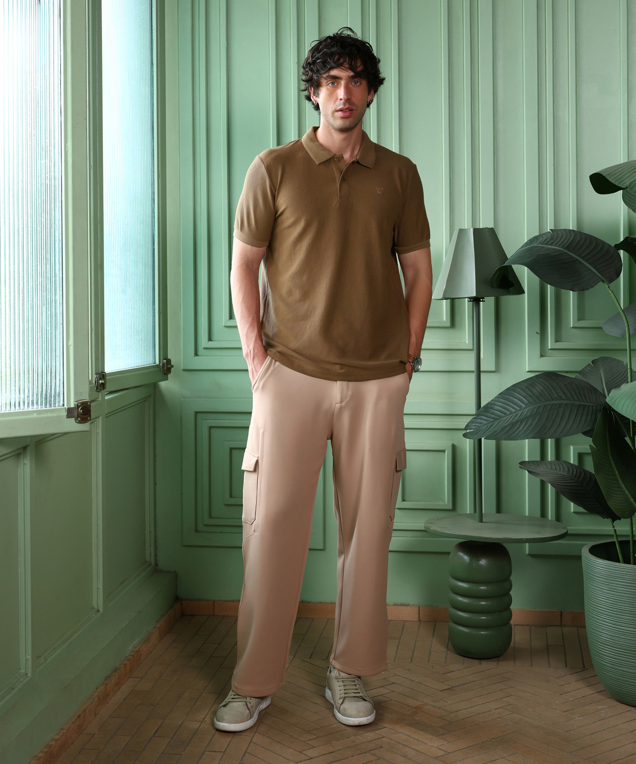 Image of CAHOOT Solid Men Polo Neck Brown T-Shirt