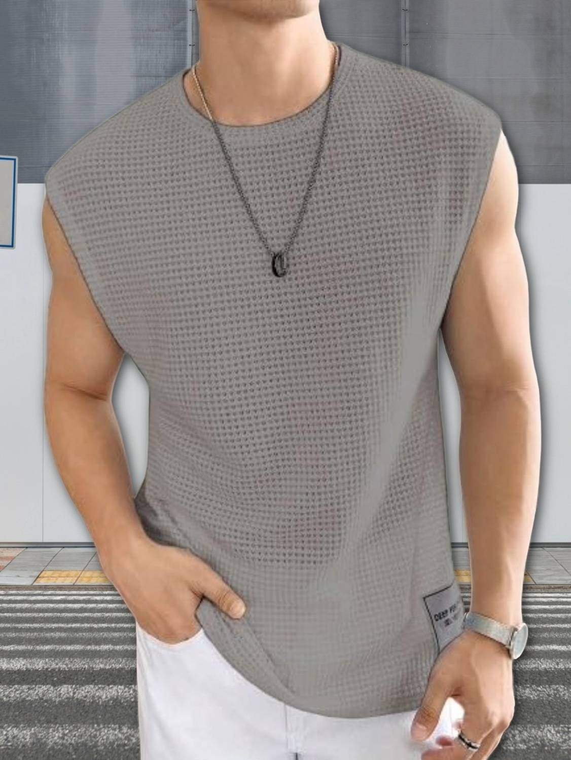 Starvy Self Design Men Round Neck Grey T-Shirt