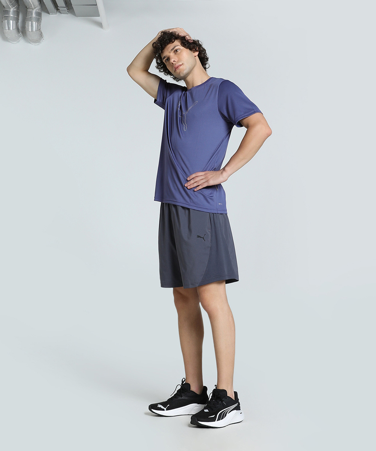 Image of PUMA Solid Men Crew Neck Blue T-Shirt