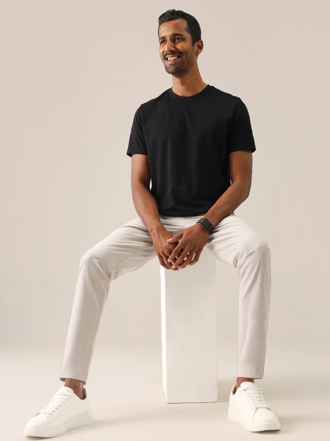 BlissClub Solid Men Round Neck Black T-Shirt - Image 5