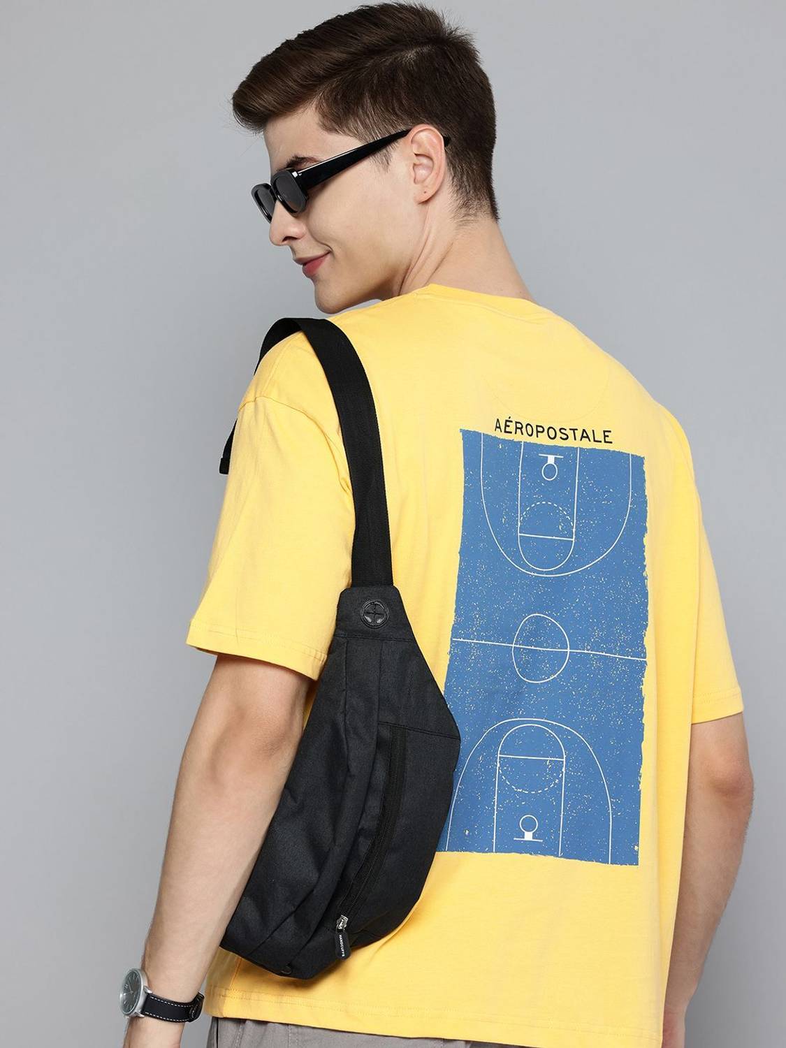 AEROPOSTALE Printed Men Round Neck Yellow T-Shirt