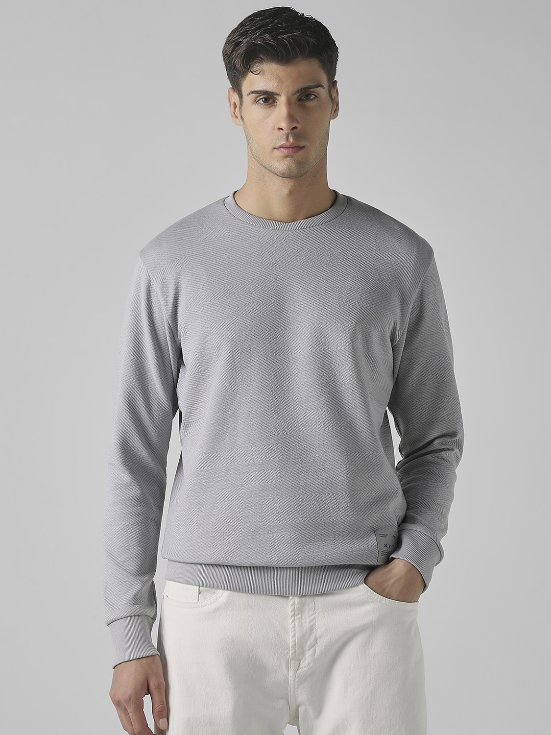 Image of MUFTI Solid Men Crew Neck Grey T-Shirt