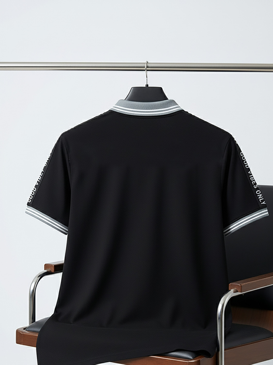 Image of STEVESTATUS Solid Men Polo Neck Black T-Shirt