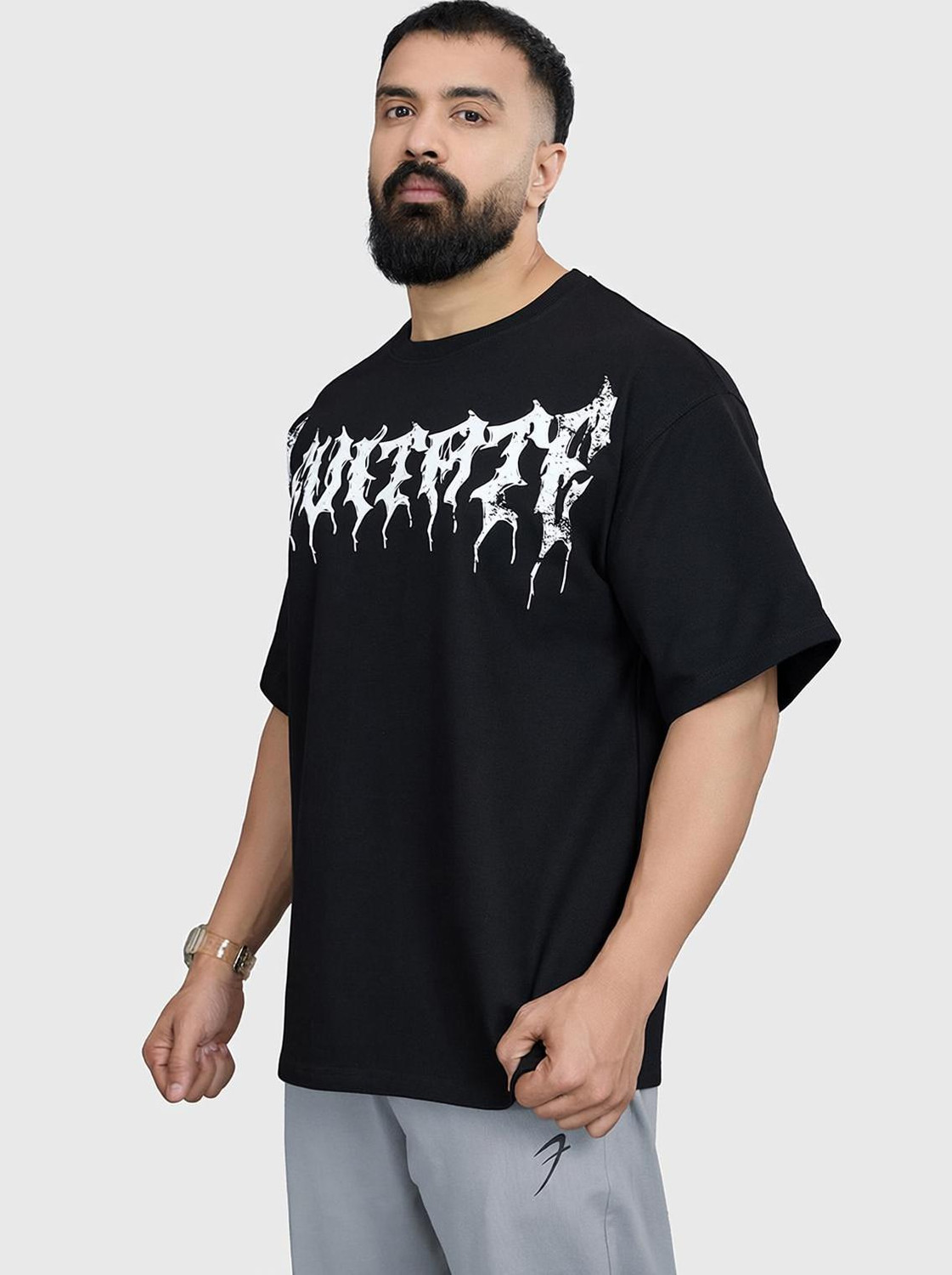 Image of FuaarK Solid Men Round Neck Black T-Shirt