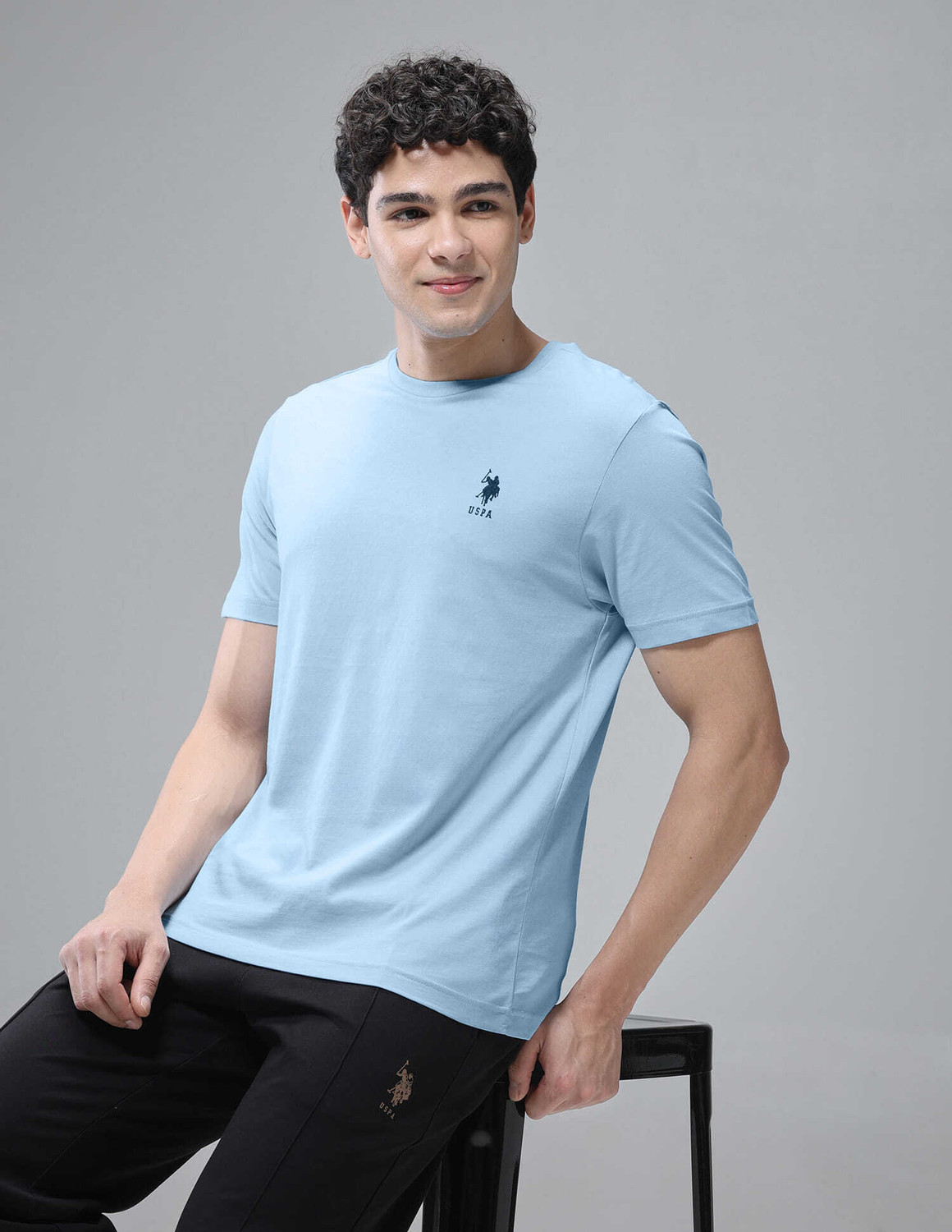Image of U.S. POLO ASSN. Solid Men Round Neck Blue T-Shirt