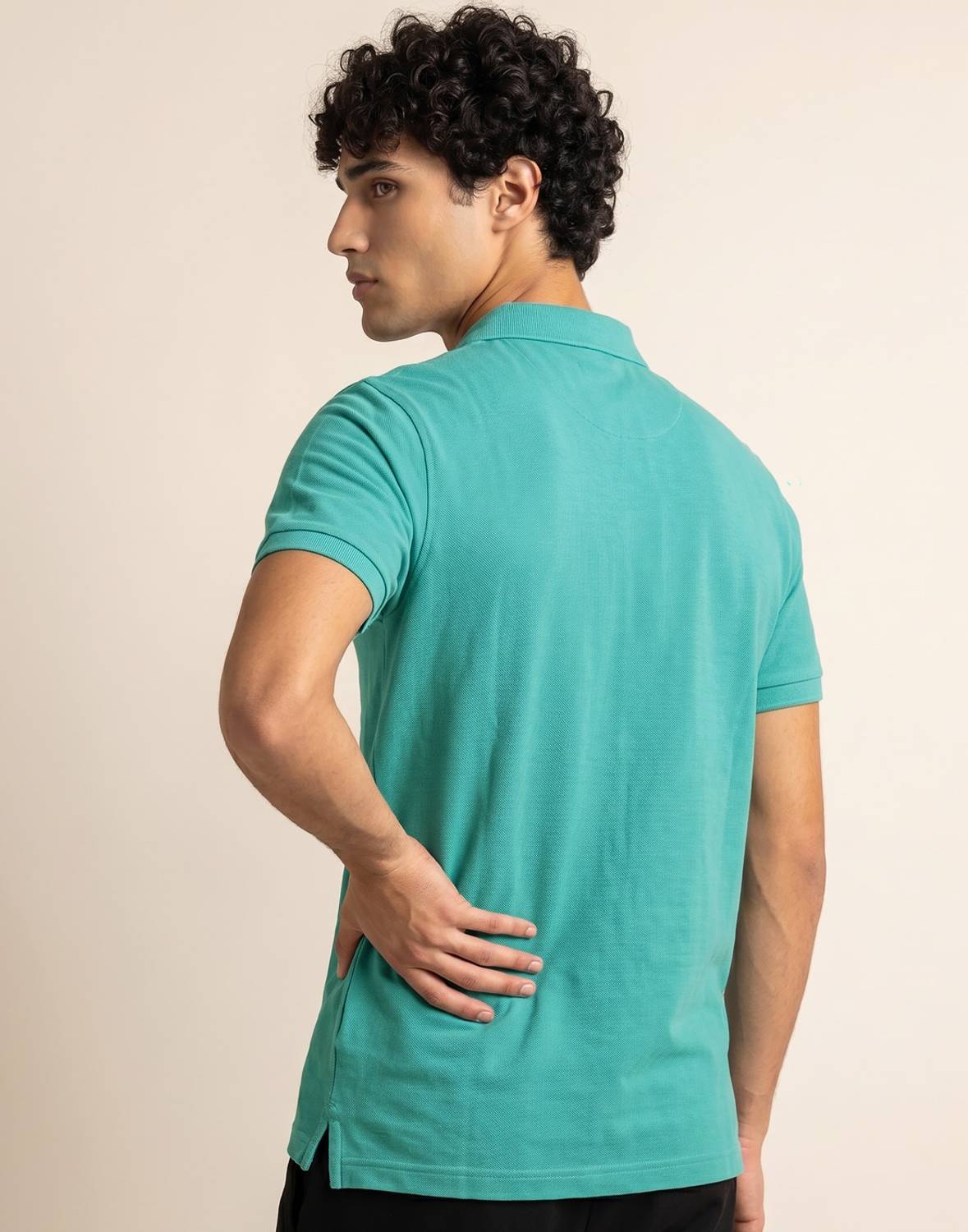 Allen Solly Solid Men Polo Neck Green T-Shirt - Image 3